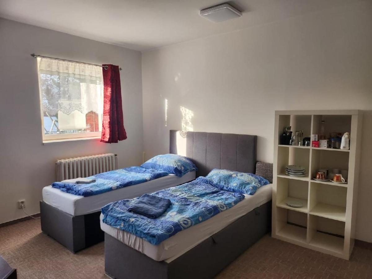 Homestay U Hanky Zdiby Exteriér fotografie